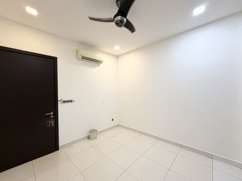 Rumah Berkembar untuk Dijual di Taman Damai Utama (Bandar Kinrara) - CK Yee - Interior - PropertyGuru.com.my