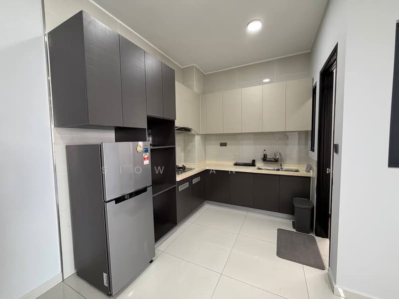 Service Residence for Sale at Amberside @ Country Garden Danga Bay - Siow Yan Er - Kitchen - PropertyGuru.com.my
