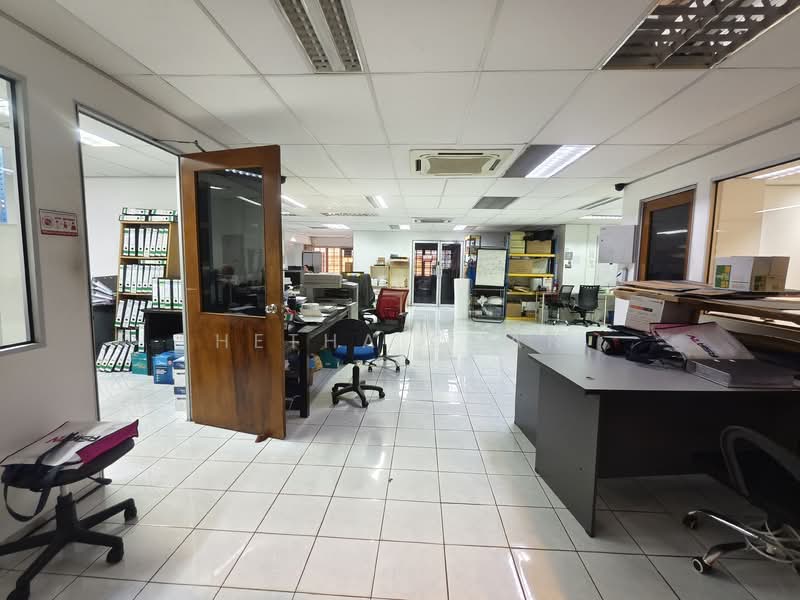 Untuk Disewa - Plaza Sentul