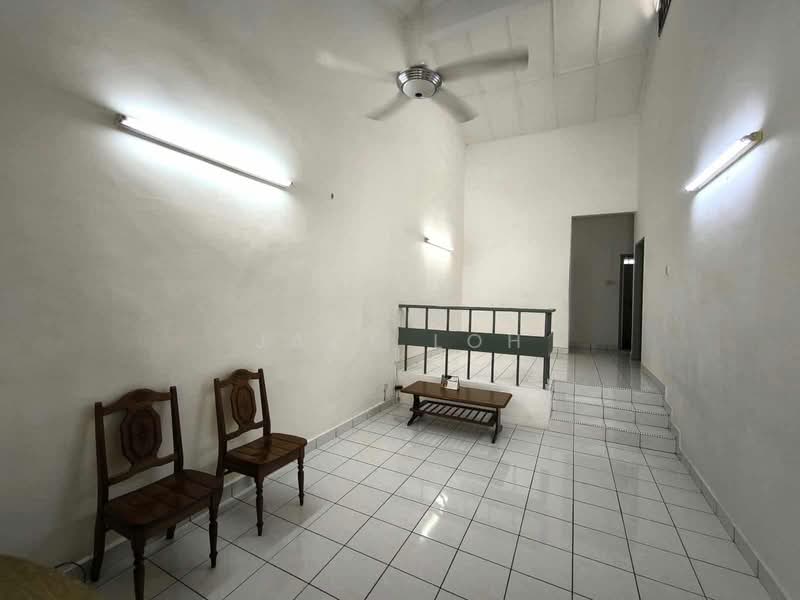 1-storey Terraced House for Sale in Johor Bahru (Johor) - Jace Loh - Living Room - PropertyGuru.com.my