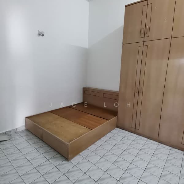 1-storey Terraced House for Sale in Taman Rinting (Masai) - Jace Loh - Bedroom - PropertyGuru.com.my