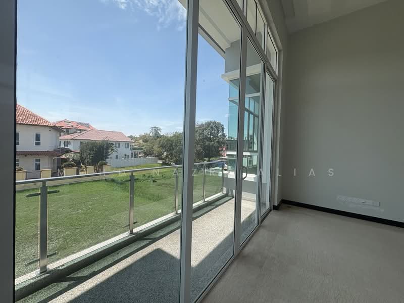 Bungalow for Sale in Bukit Jelutong (Shah Alam) - Mohd Nazri Alias - Balcony - PropertyGuru.com.my