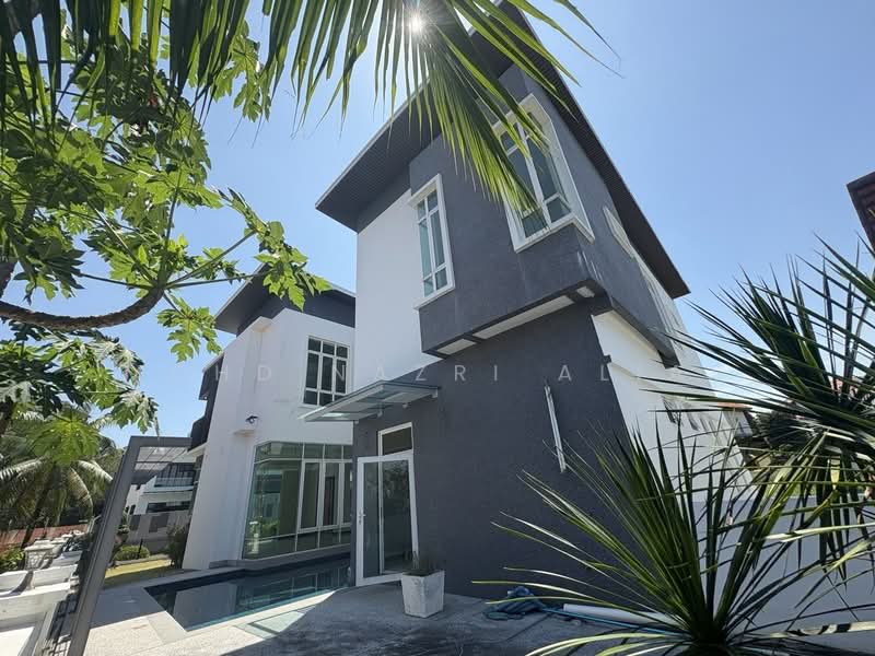 Bungalow for Sale in Bukit Jelutong (Shah Alam) - Mohd Nazri Alias - Exterior - PropertyGuru.com.my