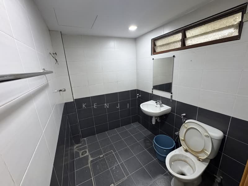 Untuk Dijual - Menjalara 62b