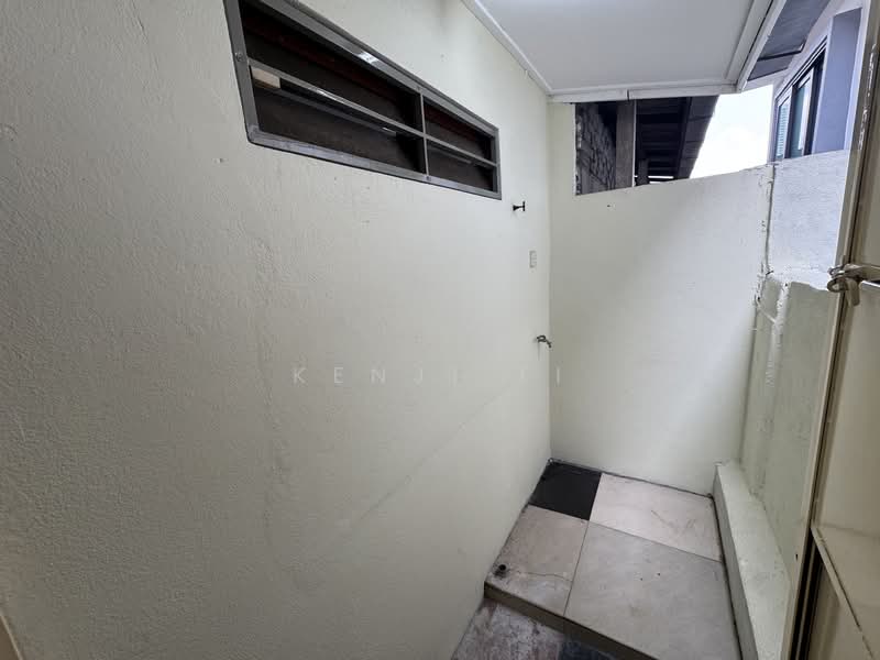 Untuk Dijual - Menjalara 62b