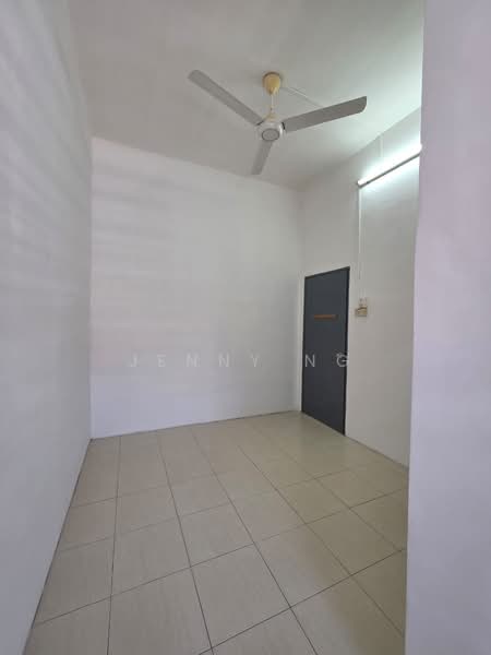 Rumah Teres 2 Tingkat untuk Dijual di Taman Bertuah (Ipoh) - Jenny Ng - Interior - PropertyGuru.com.my