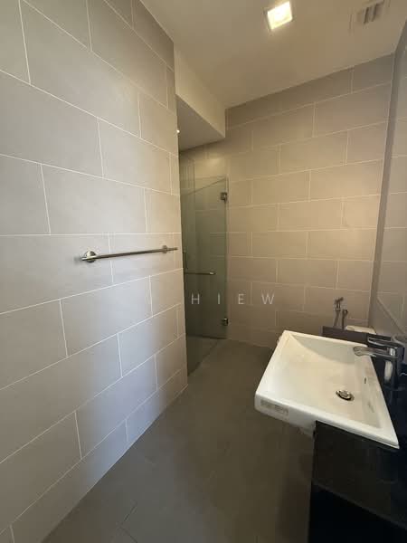 Service Residence for Rent at Laman Ceylon - EV Hiew - Bathroom - PropertyGuru.com.my