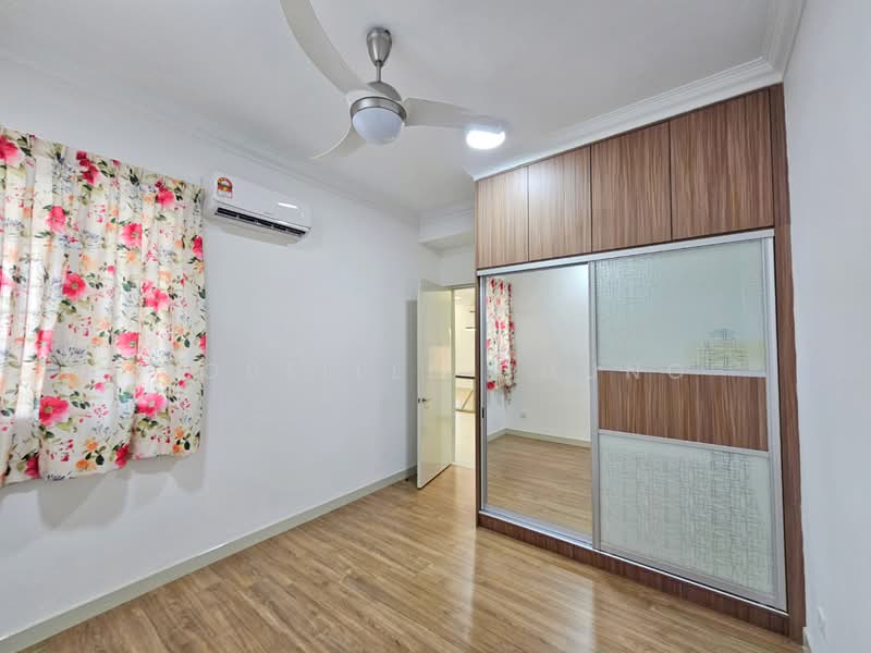 Service Residence for Sale at Putra Residence - Nobeille Chung - Bedroom - PropertyGuru.com.my