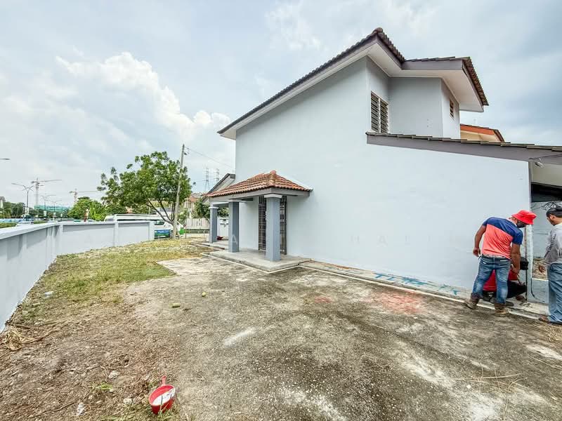 Rumah Teres untuk Dijual di Taman Tasik Puchong (Puchong) - Arif Halim - Exterior - PropertyGuru.com.my