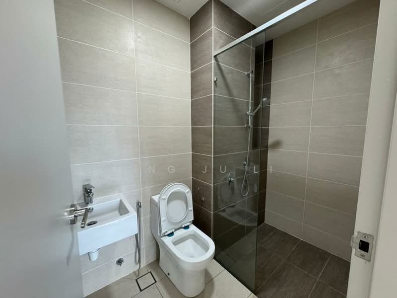 Service Residence for Rent at Sinaran - Ming Ju Li - Bathroom - PropertyGuru.com.my