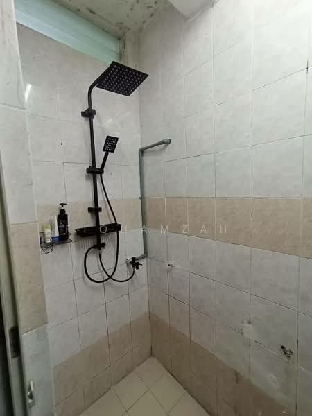 Pangsapuri untuk Disewa di Mutiara Perdana - AfiqHamzah . - Bathroom - PropertyGuru.com.my
