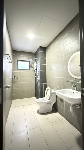 Condominium for Sale at The Henge - Ryan Swe - Bathroom - PropertyGuru.com.my