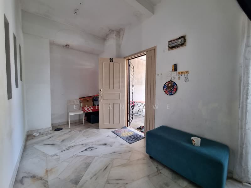2-storey Terraced House for Sale in Rawang (Selangor) - Ethan Swe - Entrance - PropertyGuru.com.my