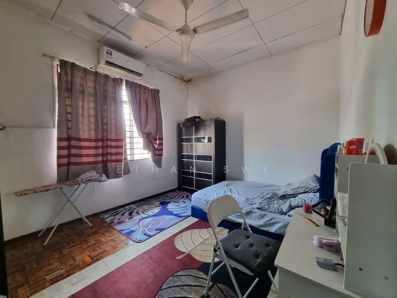 2-storey Terraced House for Sale in Rawang (Selangor) - Ethan Swe - Bedroom - PropertyGuru.com.my