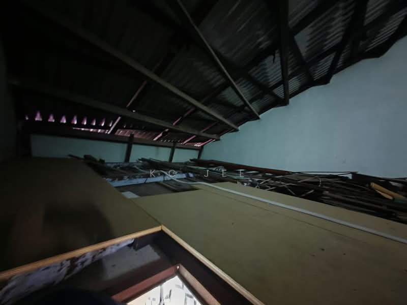 Kedai untuk Dijual di Kuching (Sarawak) - KC Jee - Interior - PropertyGuru.com.my