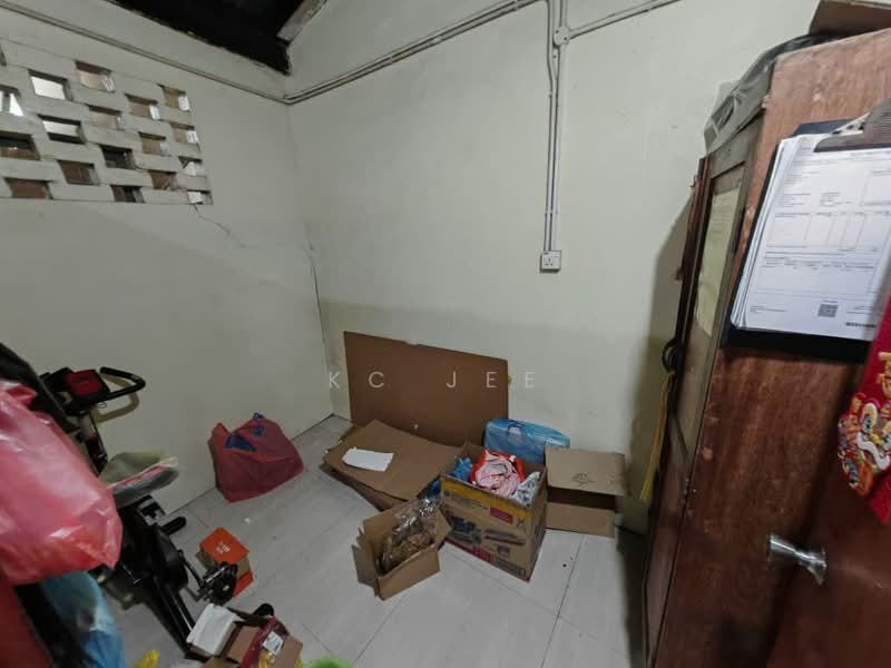 Kedai untuk Dijual di Kuching (Sarawak) - KC Jee - Interior - PropertyGuru.com.my