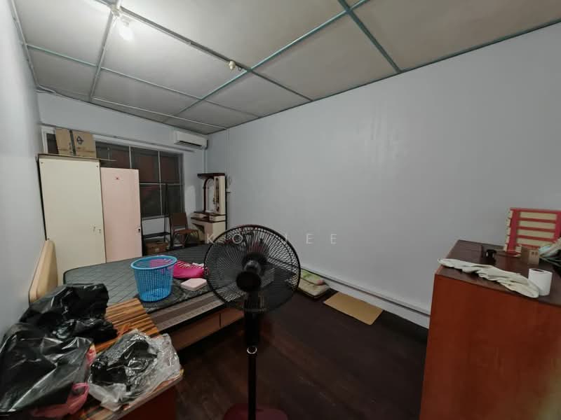 Kedai untuk Dijual di Kuching (Sarawak) - KC Jee - Bedroom - PropertyGuru.com.my
