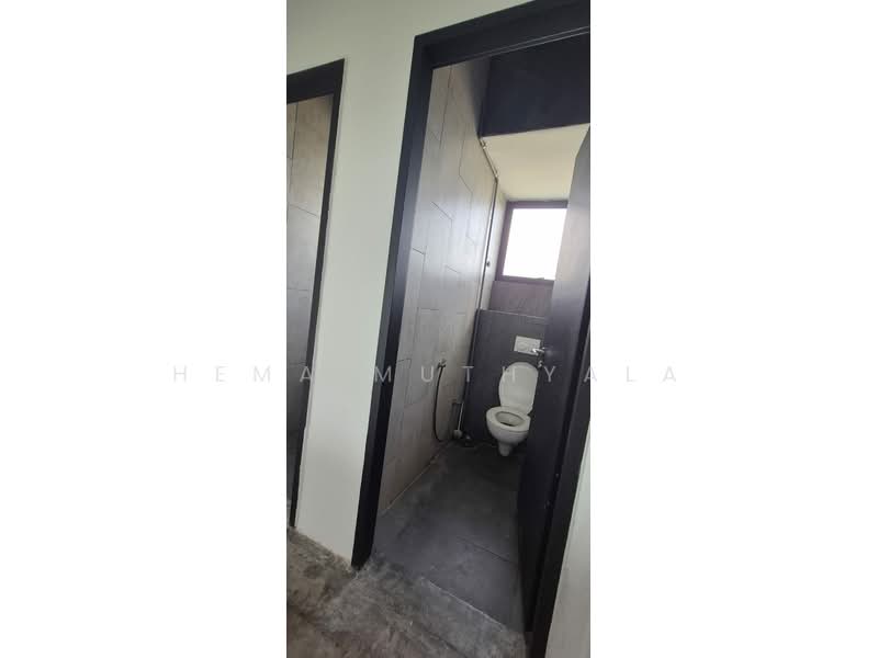 Shop / Office for Rent in Cyberjaya (Selangor) - Hema Muthyala - Bathroom - PropertyGuru.com.my