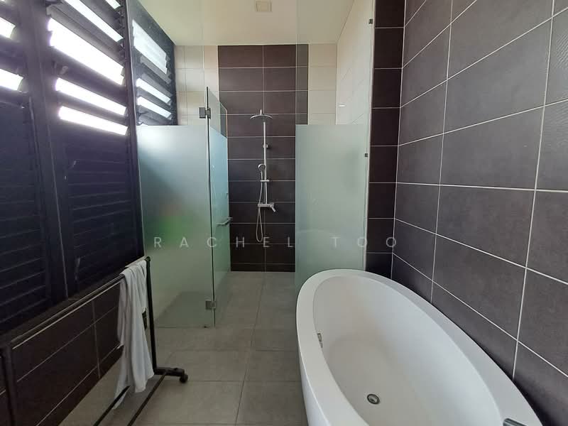 Bungalow for Sale in Saujana Impian (Kajang) - Rachel Too - Bathroom - PropertyGuru.com.my