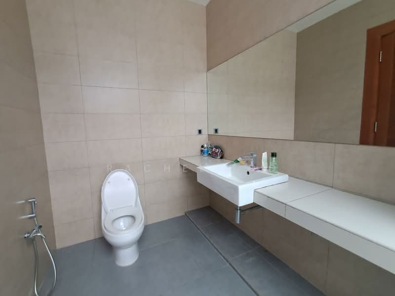 Bungalow for Sale in Saujana Impian (Kajang) - Rachel Too - Bathroom - PropertyGuru.com.my