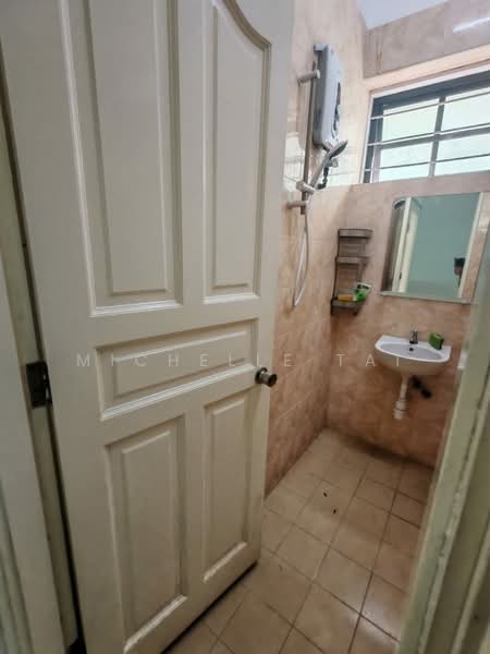 Rumah Teres 2.5 Tingkat untuk Disewa di Damansara Heights (Kuala Lumpur) - Michelle Tai - Bathroom - PropertyGuru.com.my