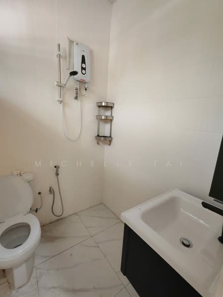 Rumah Teres 2.5 Tingkat untuk Disewa di Damansara Heights (Kuala Lumpur) - Michelle Tai - Bathroom - PropertyGuru.com.my