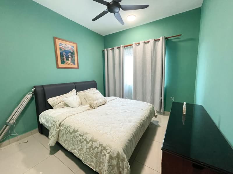 Kondominium untuk Dijual di Residensi Zamrud - Ashraf Azwan - Bedroom - PropertyGuru.com.my