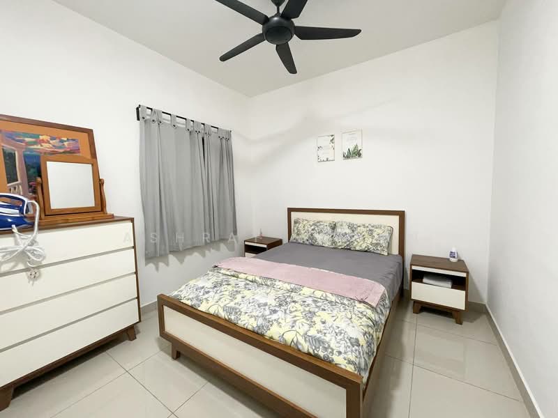 Kondominium untuk Dijual di Residensi Zamrud - Ashraf Azwan - Bedroom - PropertyGuru.com.my