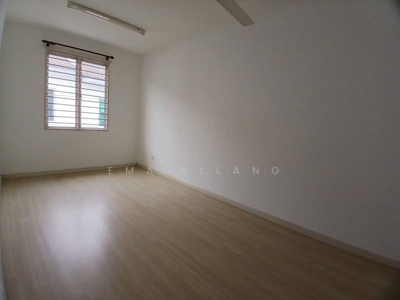2-storey Terraced House for Sale in Taman Lestari Putra (Seri Kembangan) - EMA ALLANG - Interior - PropertyGuru.com.my
