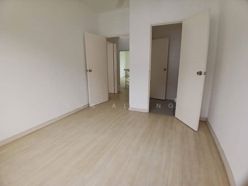 2-storey Terraced House for Sale in Taman Lestari Putra (Seri Kembangan) - EMA ALLANG - Interior - PropertyGuru.com.my