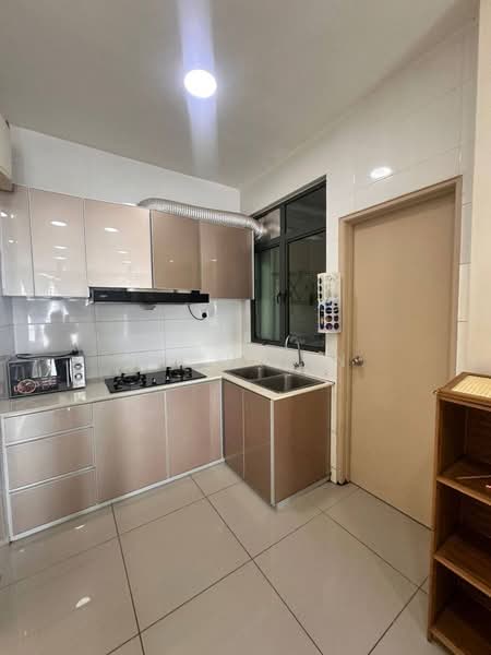 Service Residence for Rent at ARC @ Austin Hills - Alen Tan - Kitchen - PropertyGuru.com.my