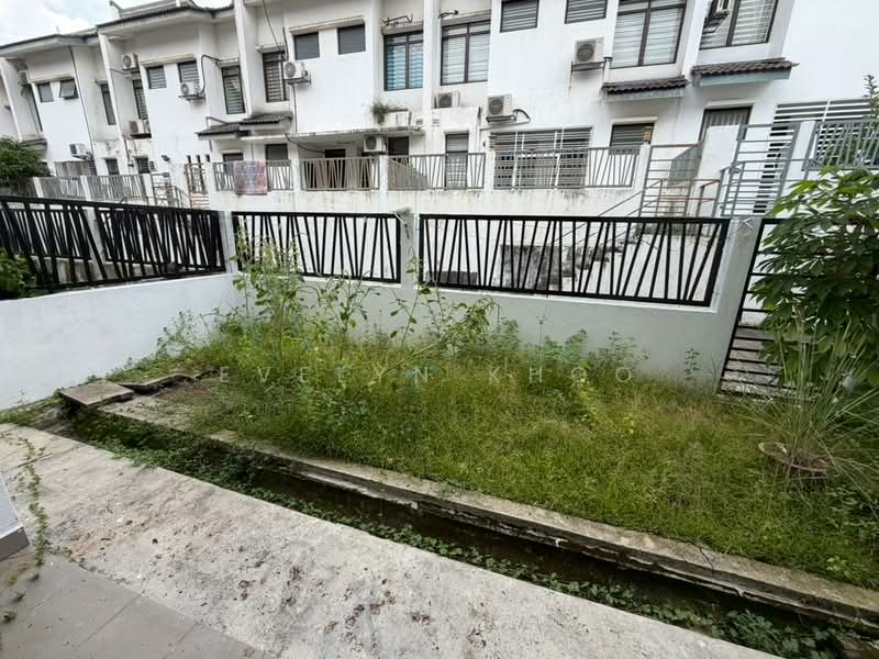 2-storey Terraced House for Sale in Rawang (Selangor) - Evelyn Khoo - Back Yard - PropertyGuru.com.my