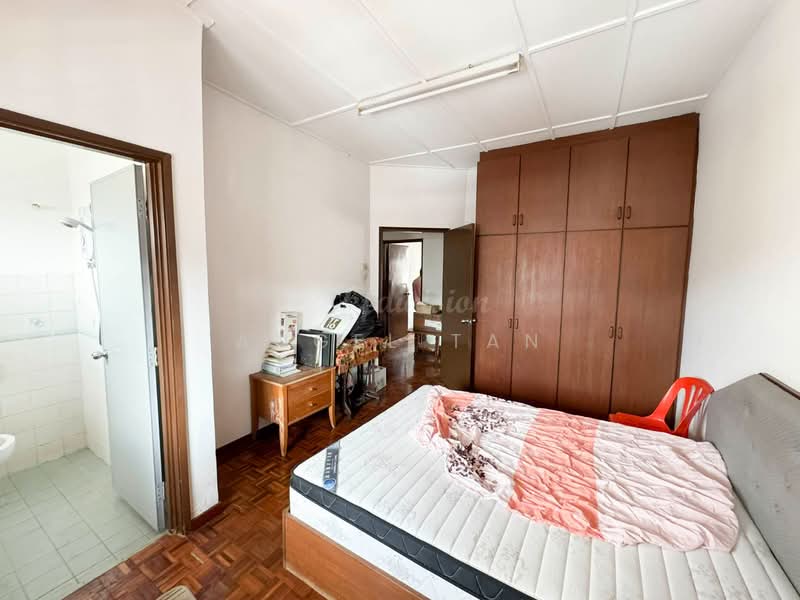 Rumah Teres 2 Tingkat untuk Dijual di BANDAR PUCHONG JAYA (Puchong) - Angel Tan - Bedroom - PropertyGuru.com.my