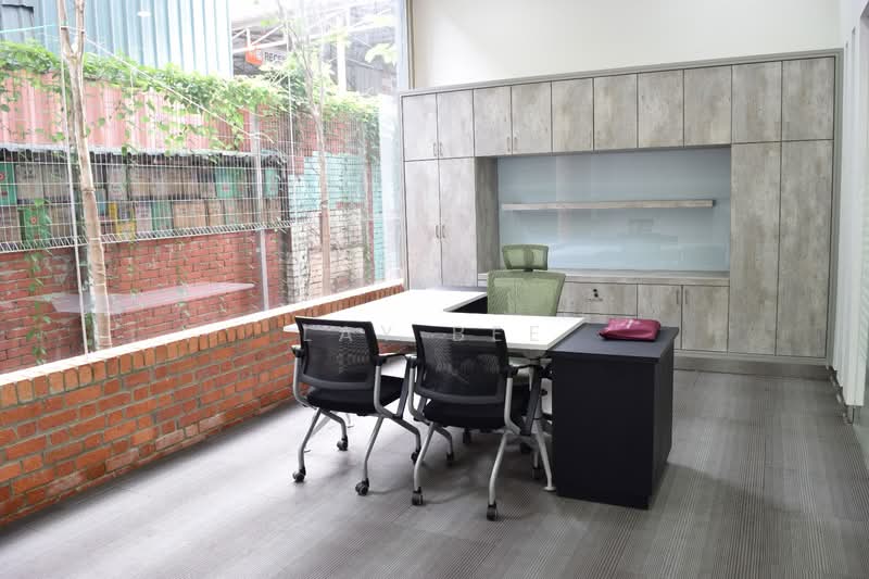 Commercial Bungalow for Sale in Subang Jaya (Selangor) - Lay Bee - Study - PropertyGuru.com.my