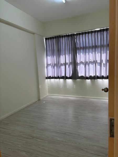 Condominium for Sale at Skyvilla Residences - KC Jee - Interior - PropertyGuru.com.my