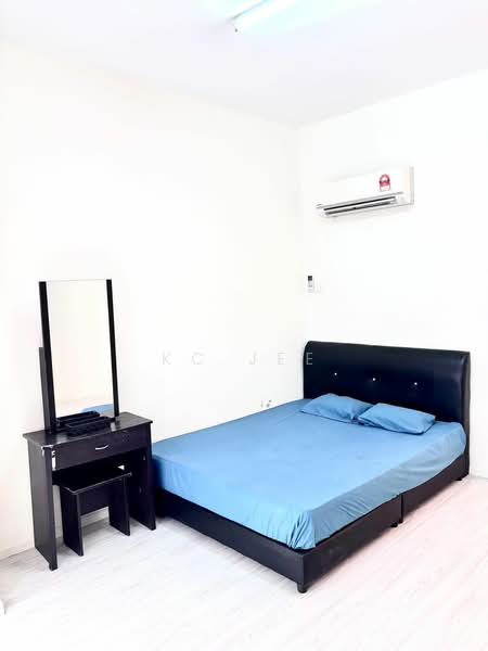 Condominium for Sale at Skyvilla Residences - KC Jee - Bedroom - PropertyGuru.com.my