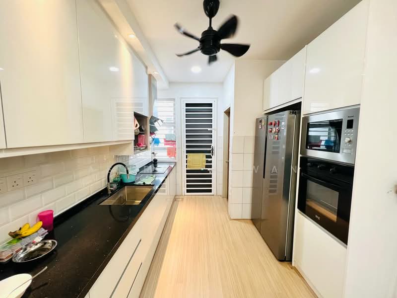 Rumah Teres untuk Dijual di Sepang (Selangor) - Ashraf Azwan - Kitchen - PropertyGuru.com.my