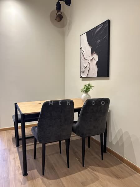 Servis Apartment untuk Disewa di Armani Raja Uda - Carmen Boon - Dining Room - PropertyGuru.com.my