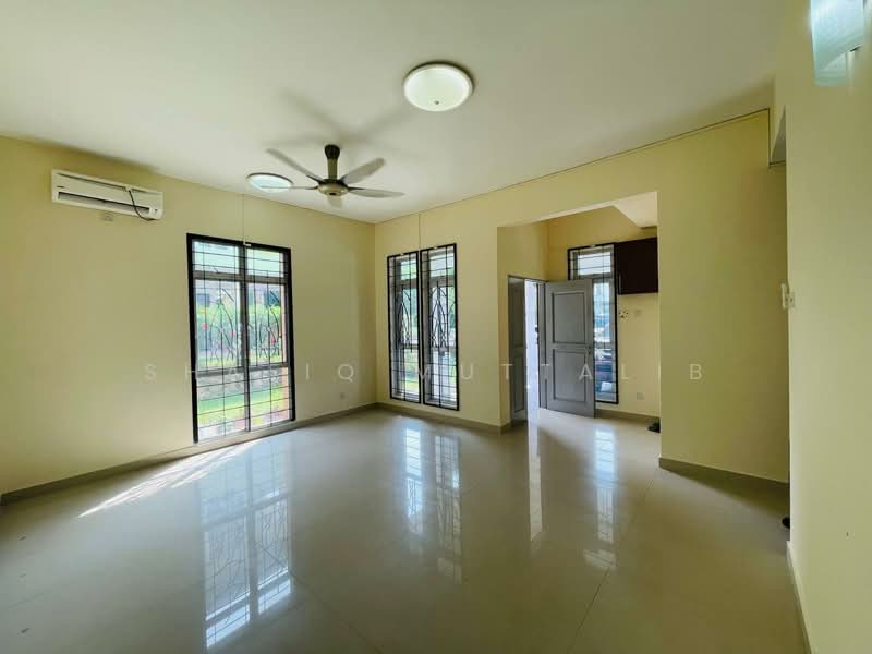 Semi-Detached House for Sale in Presint 15 (Putrajaya) - Shafiq Muttalib - Living Room - PropertyGuru.com.my