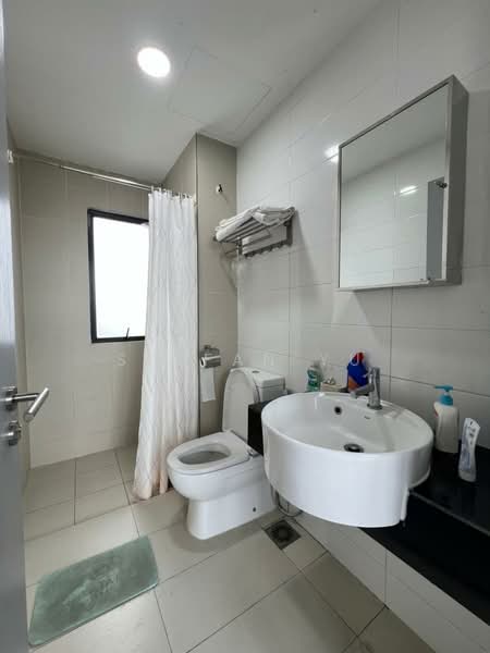 Servis Apartment untuk Dijual di Residences @ 1 Tebrau - Stefan Yu - Bathroom - PropertyGuru.com.my