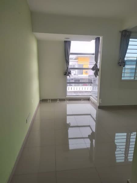 3-storey Terraced House for Sale in Sungai Buloh (Selangor) - Ethan Swe - Interior - PropertyGuru.com.my