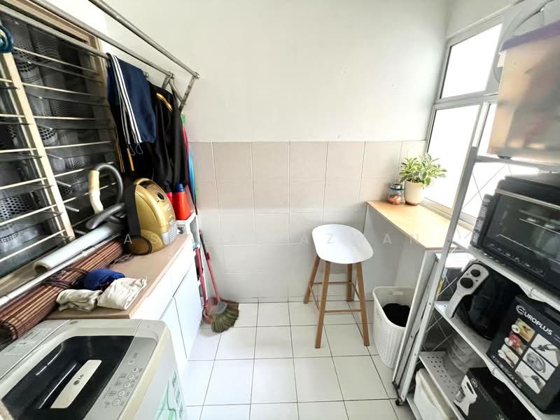 Pangsapuri untuk Dijual di Teratai Apartment @ Taman Sutera - Ashraf Azwan - Interior - PropertyGuru.com.my