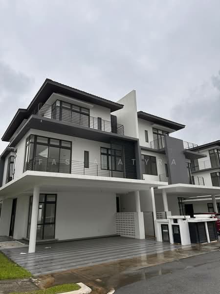 Rumah Berkembar untuk Dijual di Presint 12 (Putrajaya) - Fasha Atyra - Exterior - PropertyGuru.com.my