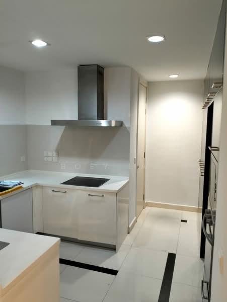 Servis Apartment untuk Disewa di Gateway Kiaramas - Boey Lau - Kitchen - PropertyGuru.com.my