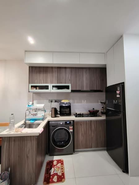 Service Residence for Rent at Country Garden Central Park - Ember Lim Lim - Kitchen - PropertyGuru.com.my