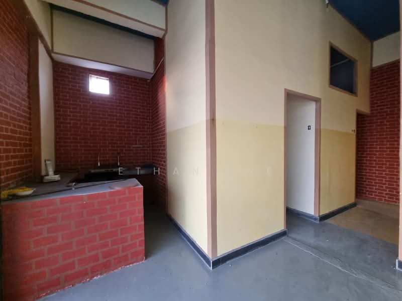 Shop / Office for Rent in Sungai Buloh (Selangor) - Ethan Swe - Interior - PropertyGuru.com.my