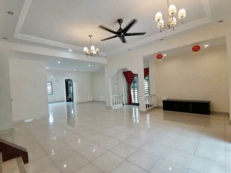2-storey Terraced House for Sale in Austin Perdana (Tebrau) - Desmond Lew - Living Room - PropertyGuru.com.my