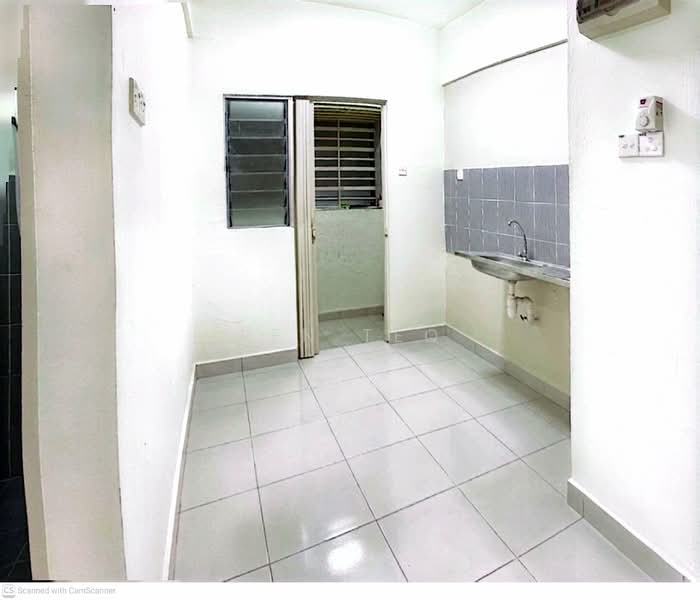 Apartment for Sale at Taman Ria - Pen Teo - Kitchen - PropertyGuru.com.my
