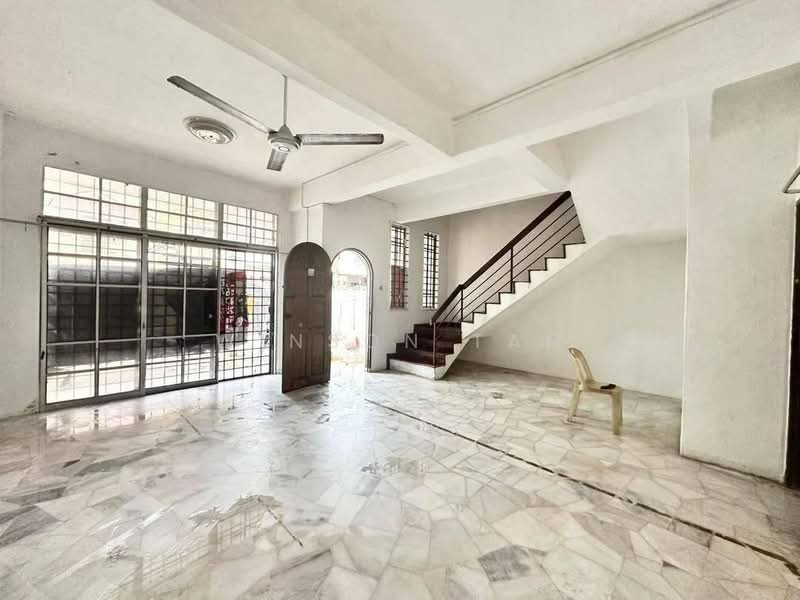 2-storey Terraced House for Sale in Taman Skudai Baru (Skudai) - Winson Tan - Interior - PropertyGuru.com.my