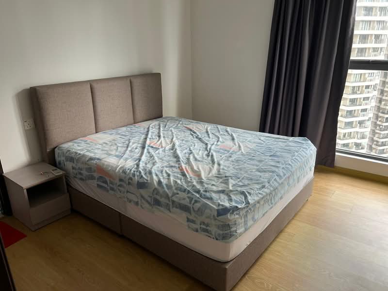 Condominium for Rent at Royal Strand @ Country Garden Danga Bay - Larry Ng - Bedroom - PropertyGuru.com.my